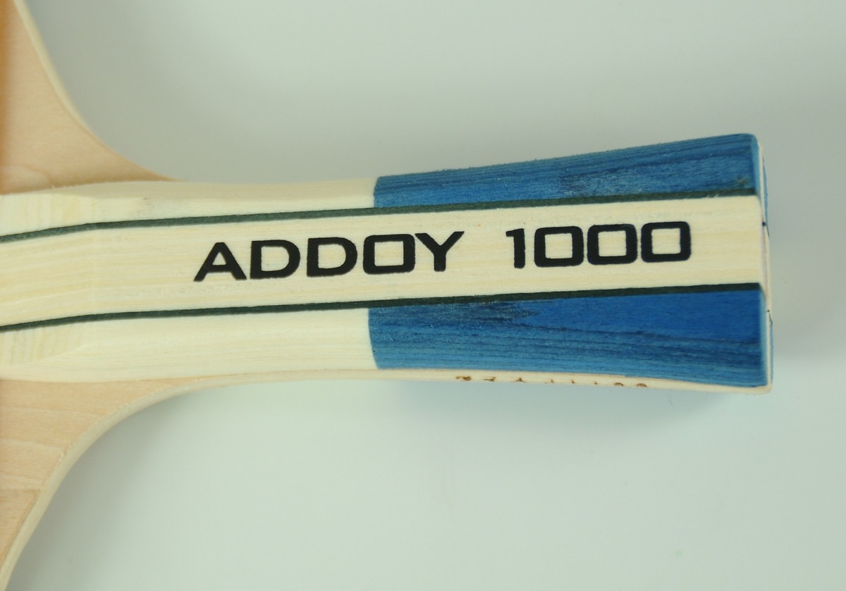 Butterfly Addoy 1000 Pre-Made Racket: View of the handle